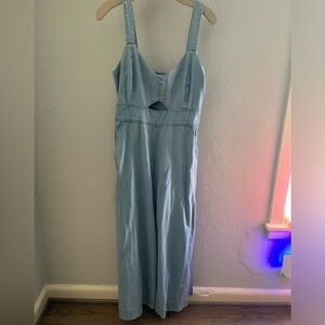 Denim jumpsuit with pockets